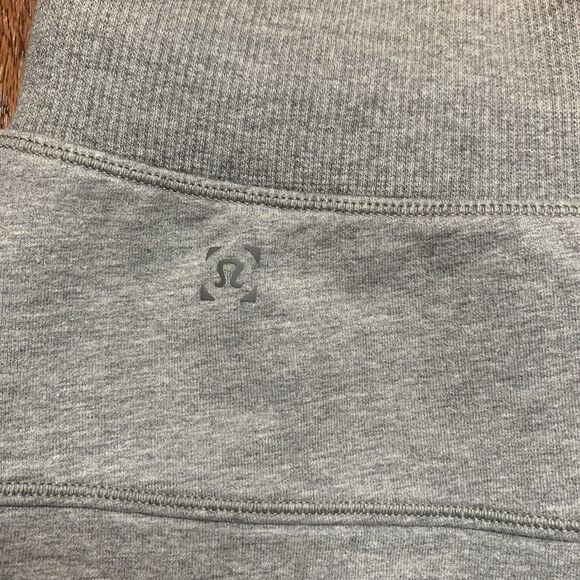 Lululemon Cross Cut Jogger 29.5" Heathered Gray Men’s Sz S Sweats Casual Comfy - Picture 6 of 8